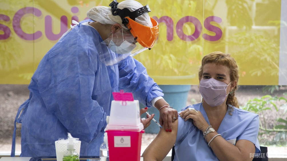 medicos_vacunados medicos_vacunados