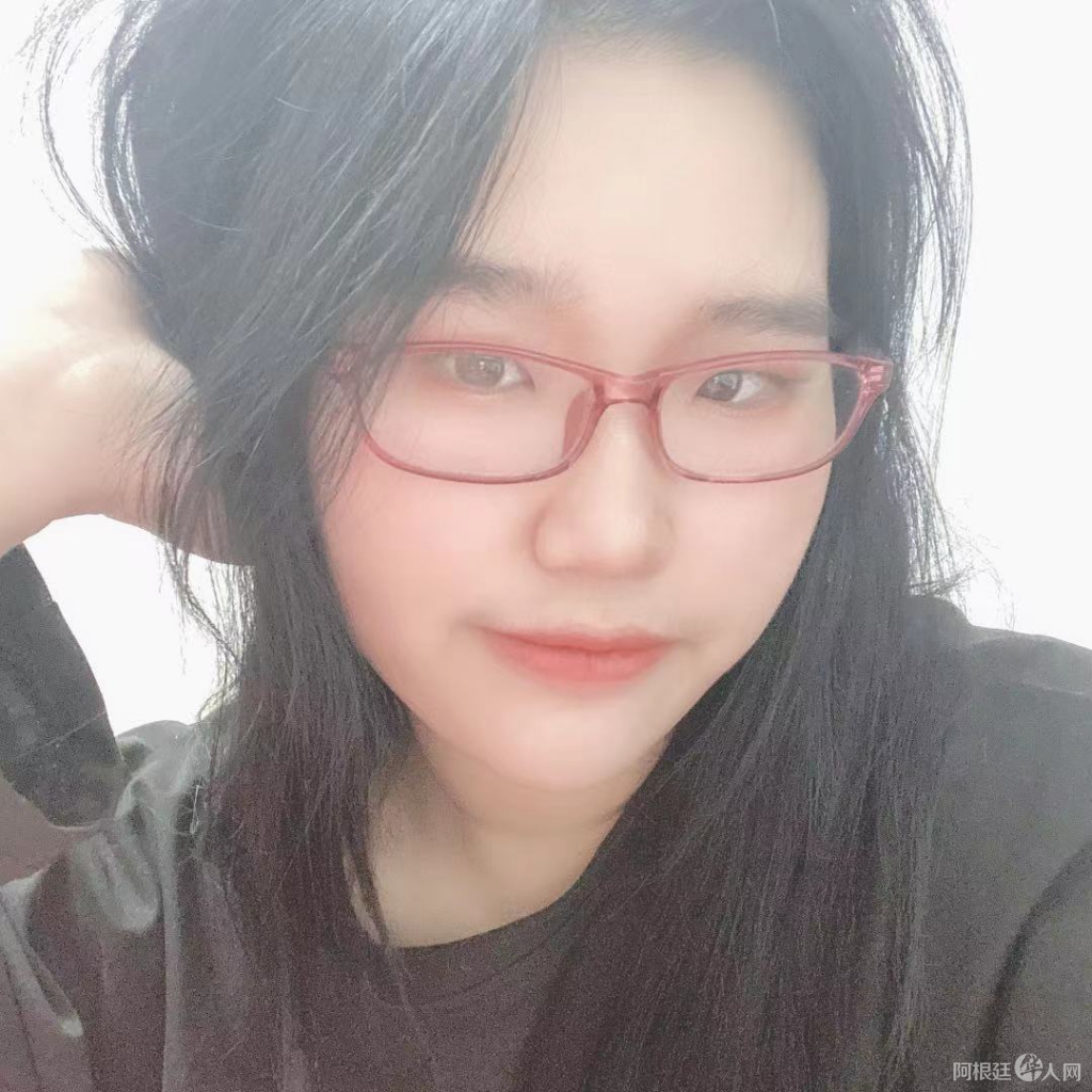 何智兰照片 何智兰照片