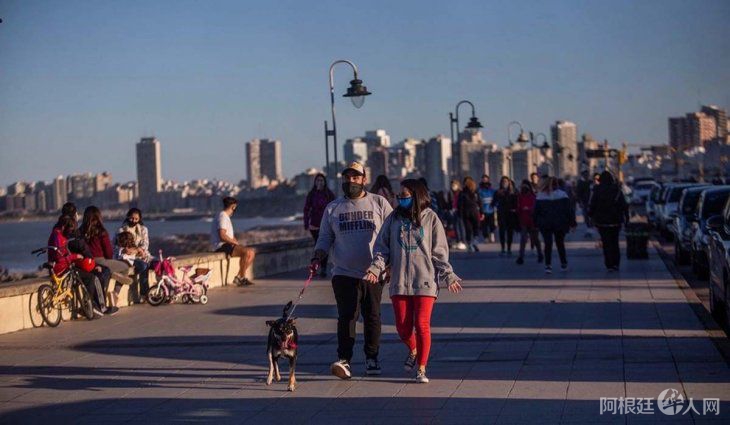 costa-atlantica-barbijo costa-atlantica-barbijo