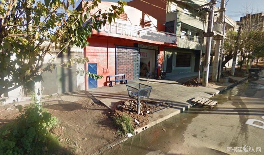 encerraron-al-guardia-supermercado-golpearon-al-dueno-se-llevaron-1-millon-905918-194825 encerraron-al-guardia-supermercado-golpearon-al-dueno-se-llevaron-1-millon-905918-194825