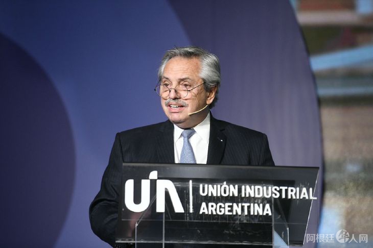 alberto-la-uiajpg alberto-la-uiajpg