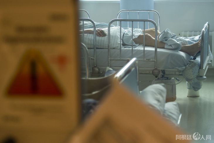 omicronjpg omicronjpg