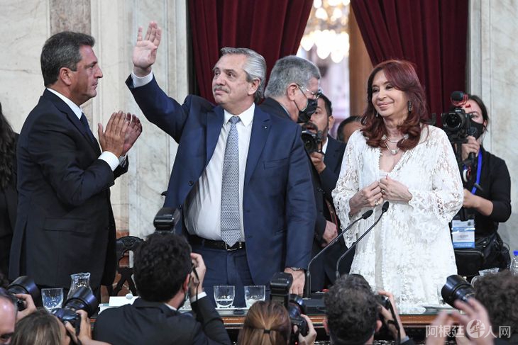 cristina-fernandez-kirchner-sergio-massa-alberto-fernandezjpg