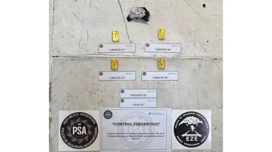 un-matrimonio-despacho-dos-valijas-con-siete-lingotes-de-oro-ocultos-en-paquetes-de-yerba-1738919 un-matrimonio-despacho-dos-valijas-con-siete-lingotes-de-oro-ocultos-en-paquetes-de-yerba-1738919