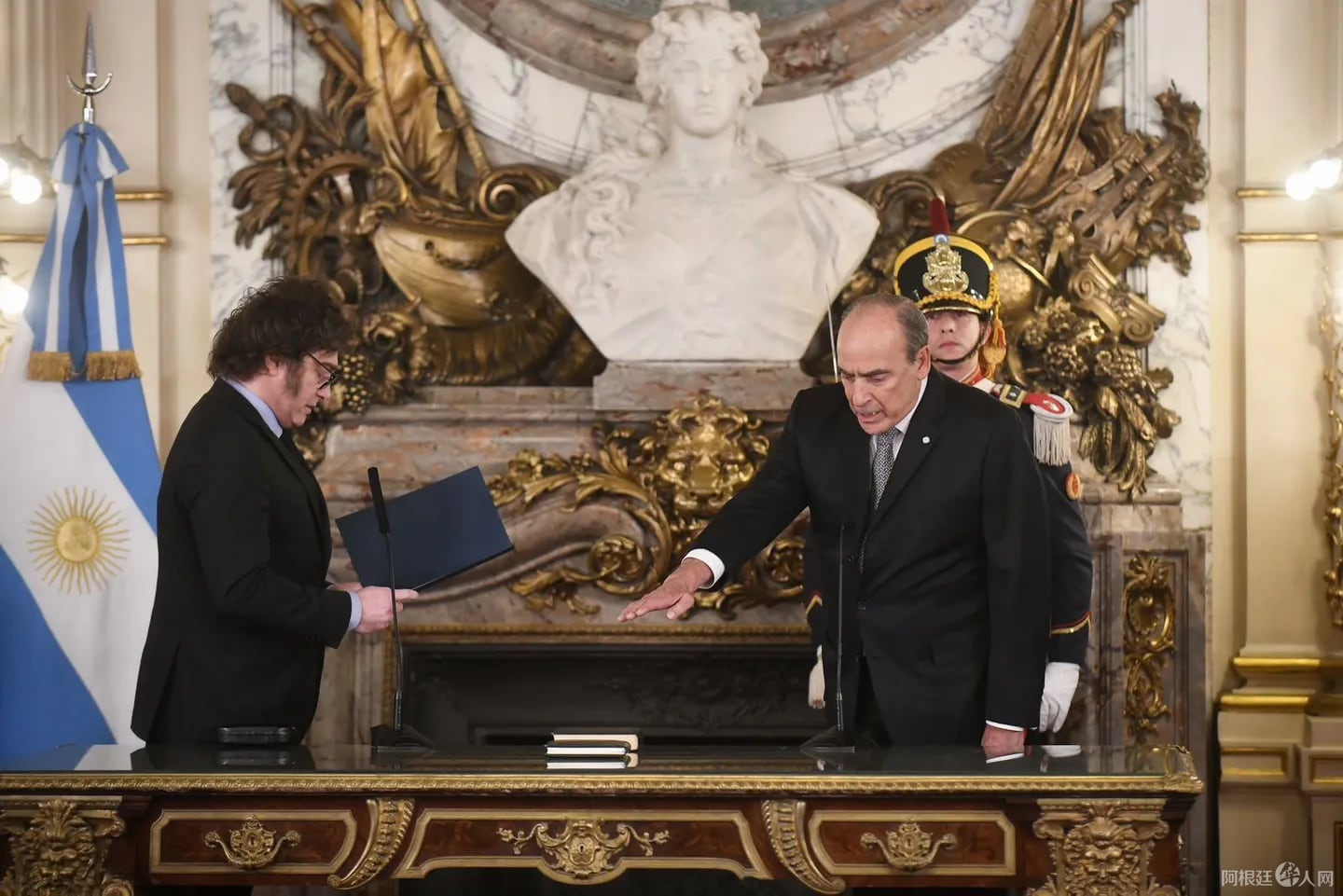 BHMRXDMOK5AC3NYURI7JSGLVUY