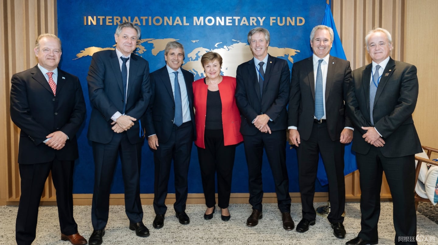 kristalina-georgieva-recibio-al-ministro-de-economia-luis-caputo-y-a-su-equipo-foto-x-kgeorgieva-G5RW7D523FDANEKUS74SDB3D5U kristalina-georgieva-recibio-al-ministro-de-economia-luis-caputo-y-a-su-equipo-foto-x-kgeorgieva-G5RW7D523FDANEKUS74SDB3D5U