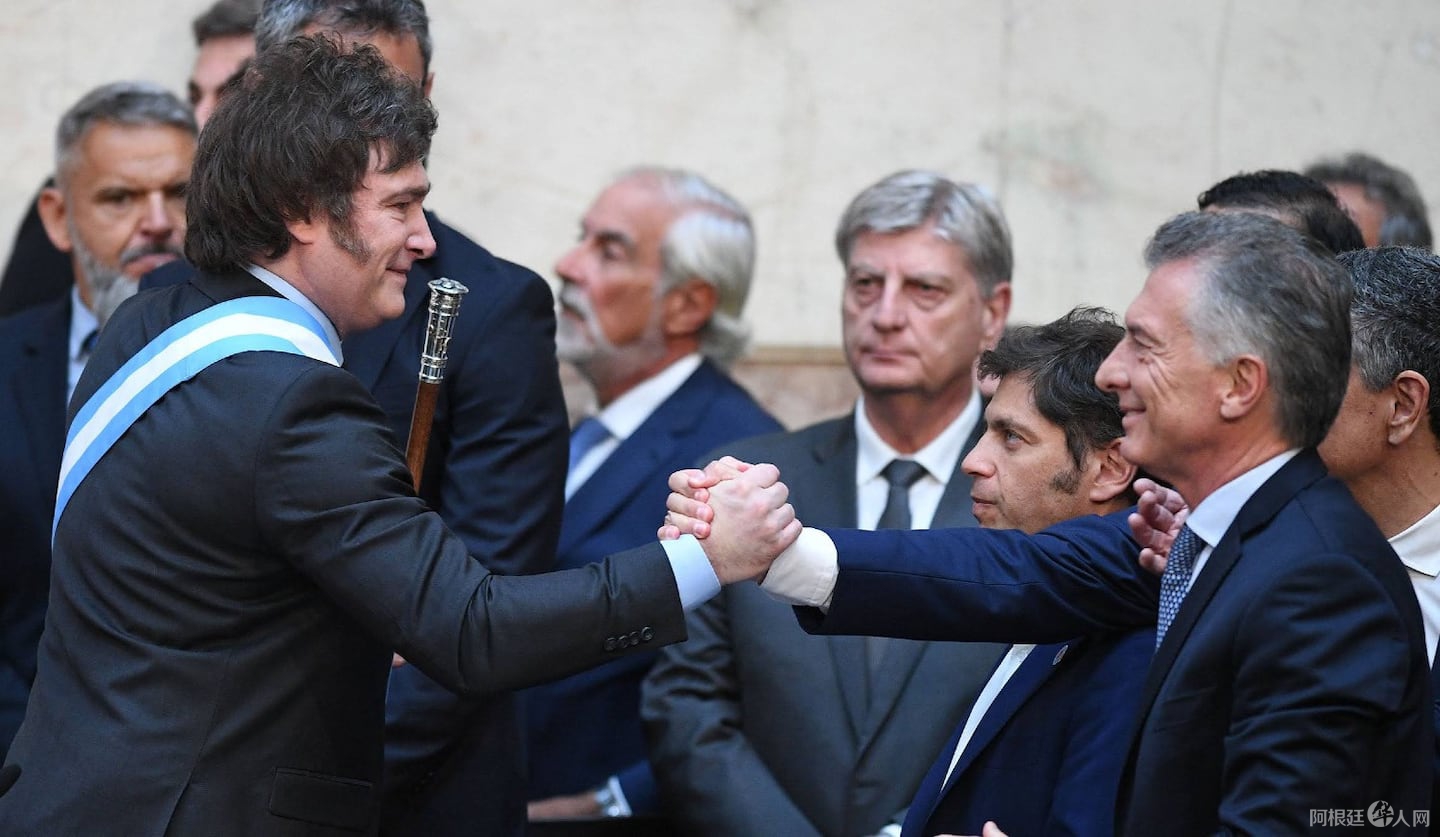 javier-milei-y-mauricio-macri-juntos-foto-na-Z6CZW2YVOZDZ7ECK2JSUEADC5M