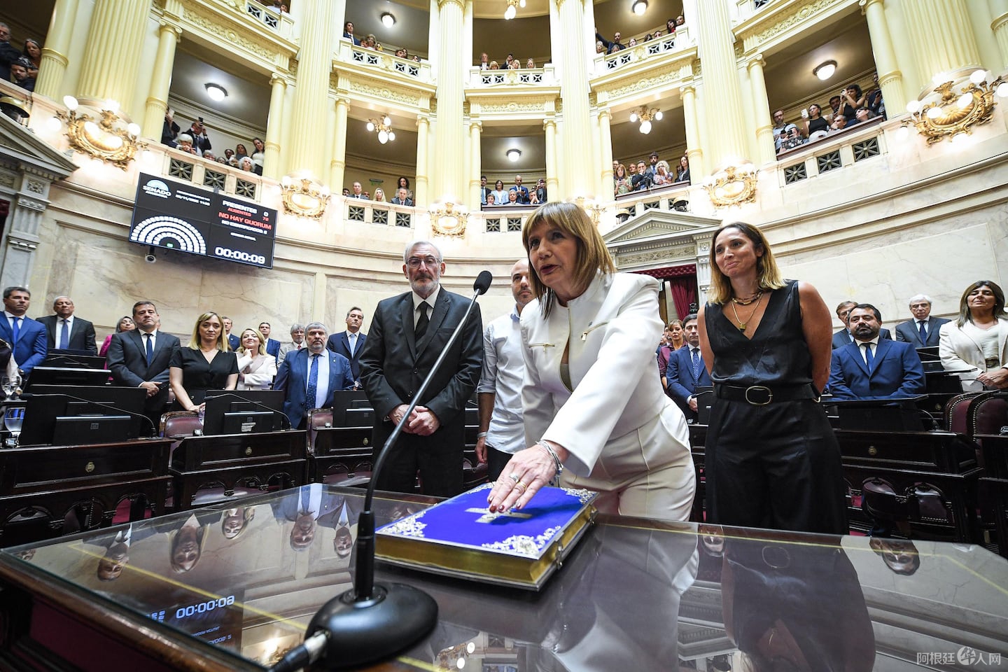 jura-de-la-senadora-patricia-bullrich-fotos-comunicacion-senado-2D6V6ASZQJEK5JCWATYWU42V7E
