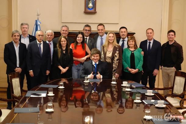 javier-milei-y-su-gabinete